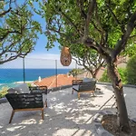 Proche Monaco, Vue Mer, Acces Et Jardin Privatif Apartment