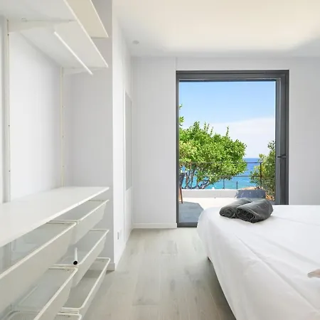 아파트 Proche Monaco, Vue Mer, Acces Et Jardin Privatif *