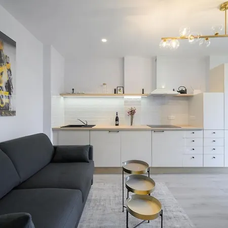 Proche Monaco, Vue Mer, Acces Et Jardin Privatif 아파트