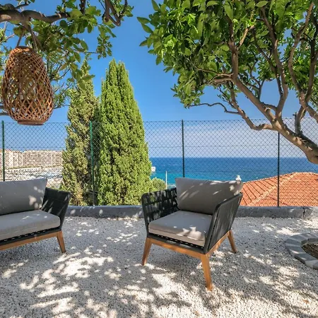 아파트 Proche Monaco, Vue Mer, Acces Et Jardin Privatif 카프다일
