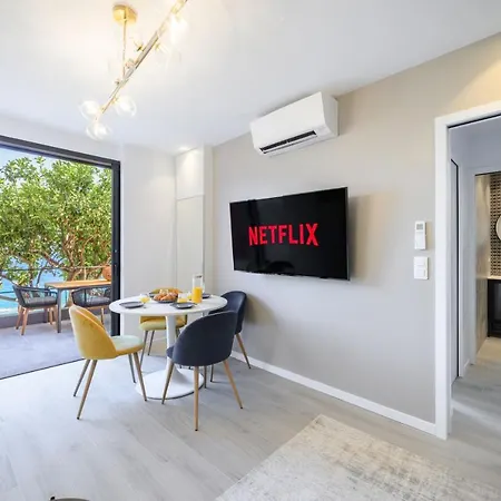 Proche Monaco, Vue Mer, Acces Et Jardin Privatif 카프다일