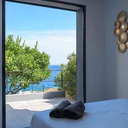 아파트 Proche Monaco, Vue Mer, Acces Et Jardin Privatif 카프다일