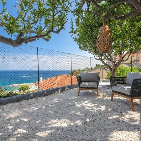 Proche Monaco, Vue Mer, Acces Et Jardin Privatif * Cap d'Ail