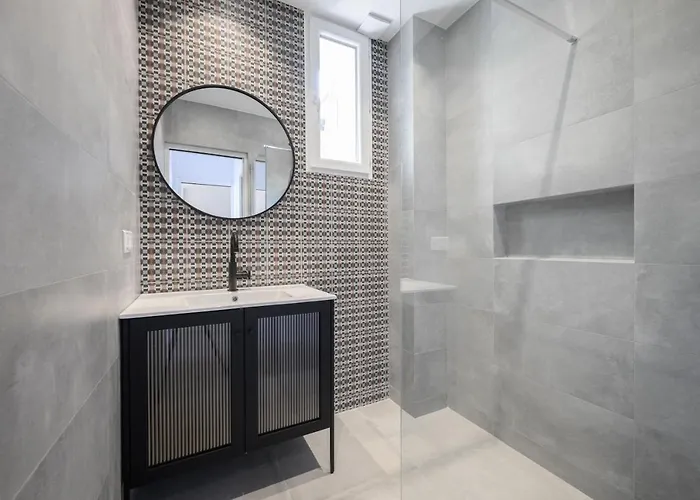 Апартаменты Proche Monaco, Vue Mer, Acces Et Jardin Privatif