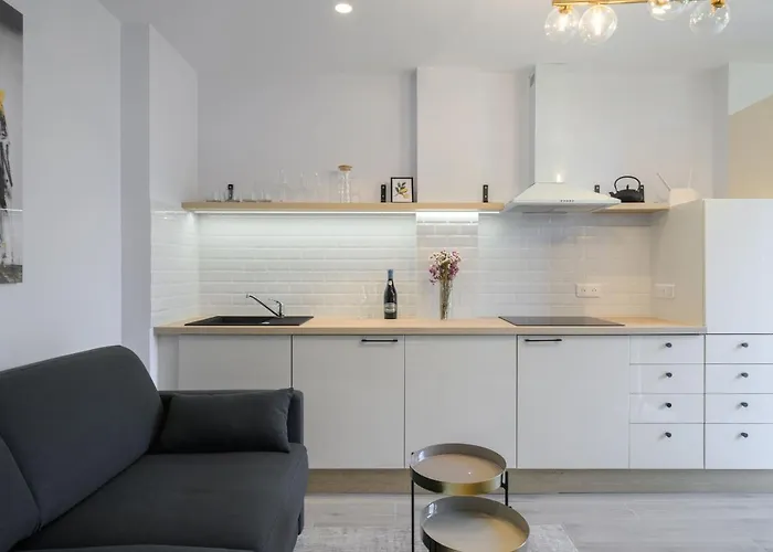 Proche Monaco, Vue Mer, Acces Et Jardin Privatif * Кап-д'Ай