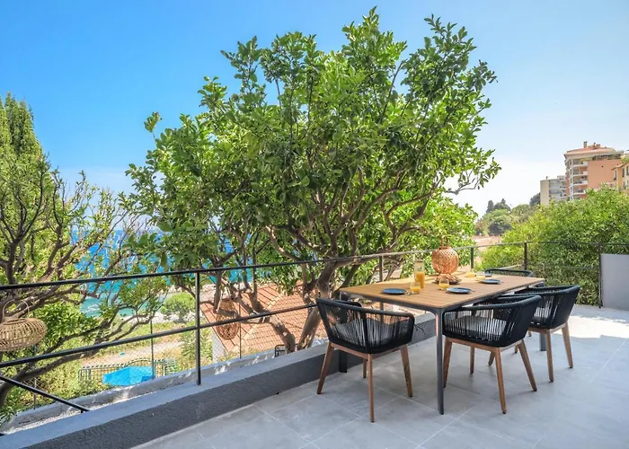 Апартаменты Proche Monaco, Vue Mer, Acces Et Jardin Privatif