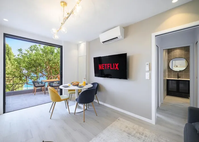 Proche Monaco, Vue Mer, Acces Et Jardin Privatif Кап-д'Ай