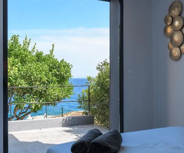 Апартаменты Proche Monaco, Vue Mer, Acces Et Jardin Privatif Кап-д'Ай